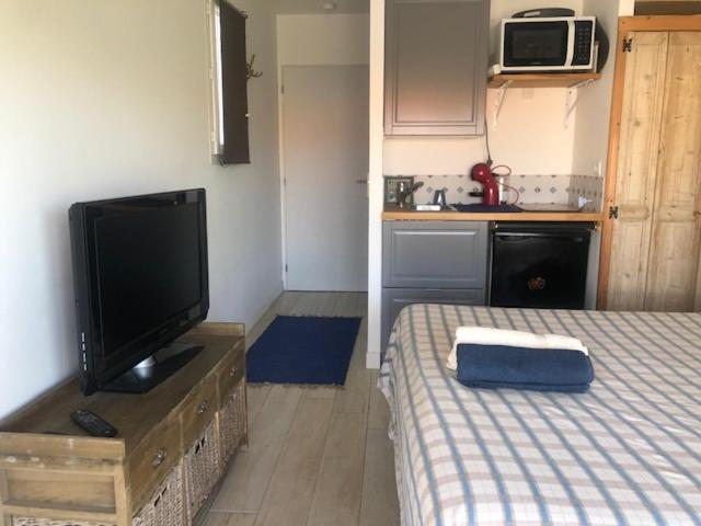 Ma Cabane De Pecheur Pieds Dans L'Eau - Lit Queen Size Saint-Mandrier-sur-Mer Dış mekan fotoğraf